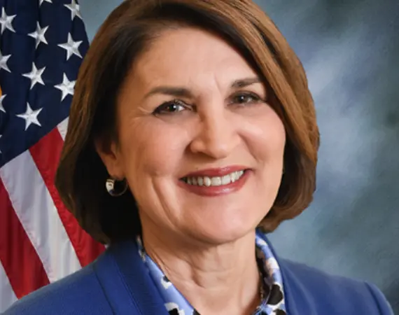 Sally Turner headshot